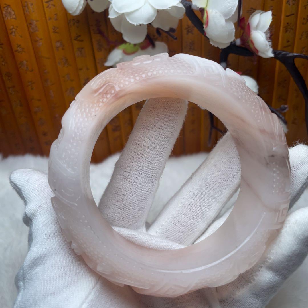 （62.5mm）天然石無処理【✨精品彫刻 梅蘭竹菊】 石英岩玉 パワーストーン