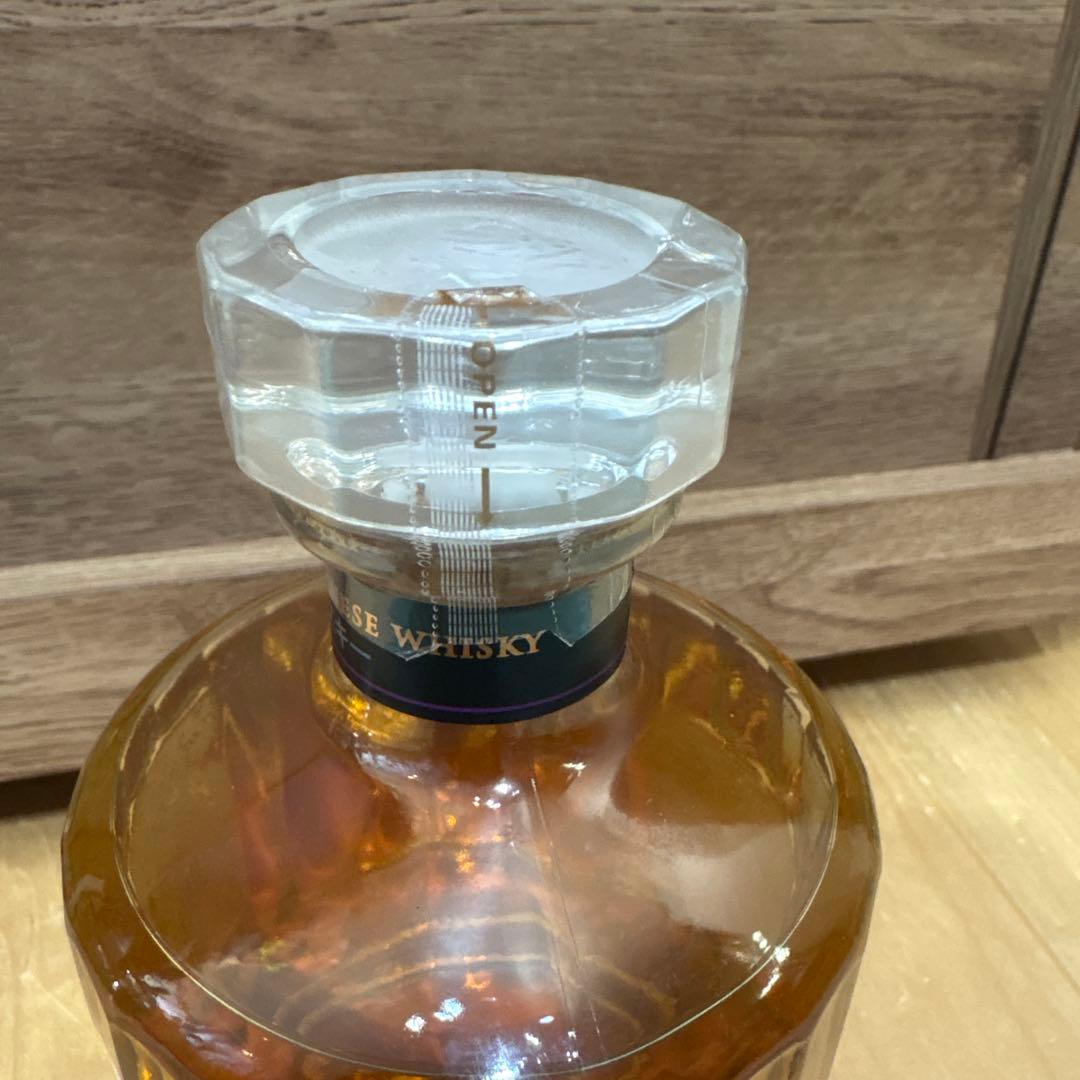 サントリー ウイスキー 響700ml 新品未開封 HIBIKI