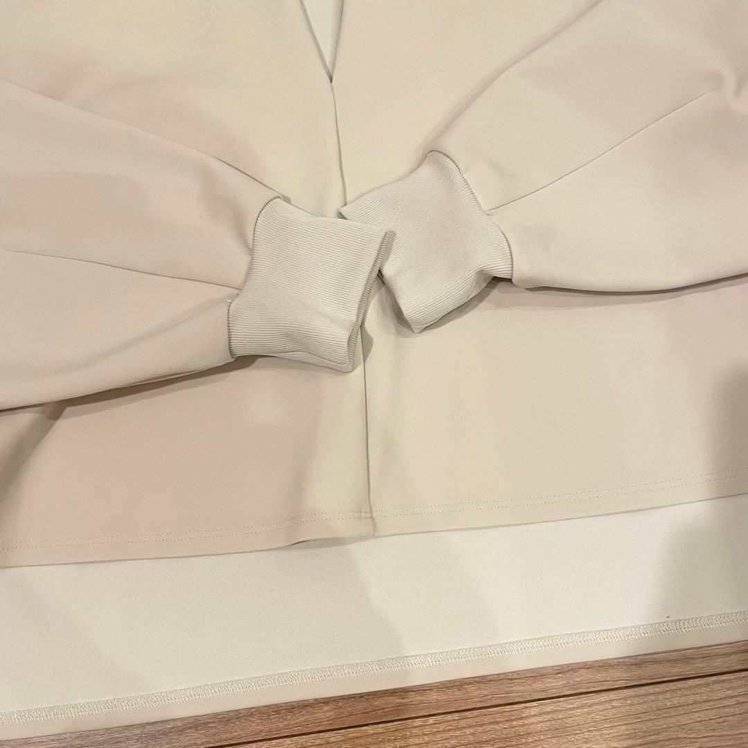 未使用　リヴドロワ　キーネックダンボールプルオーバー　ライトベージュ