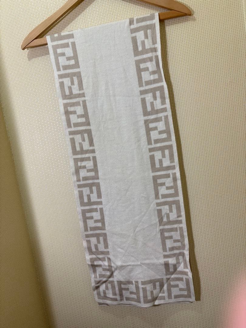 ク*タ様 FENDI デザインマフラー