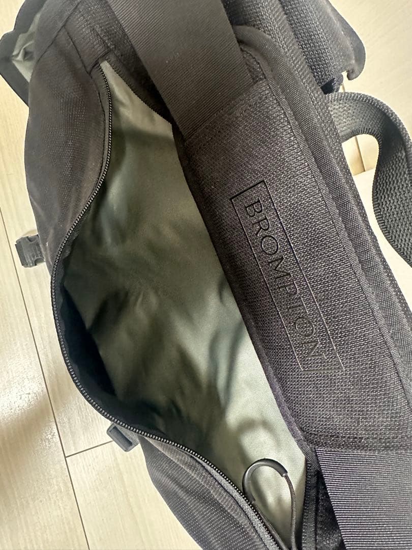 【ほぼ新品】BROMPTON Messenger Bag 13L Black