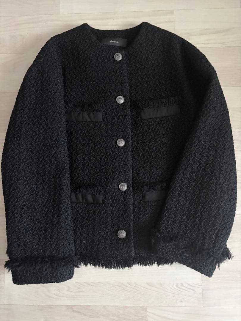 allureville未使用ノーカラージャケット
