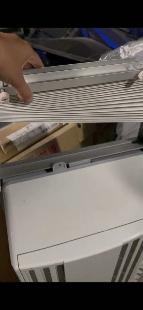 窓用エアコン 縦型 ホワイト