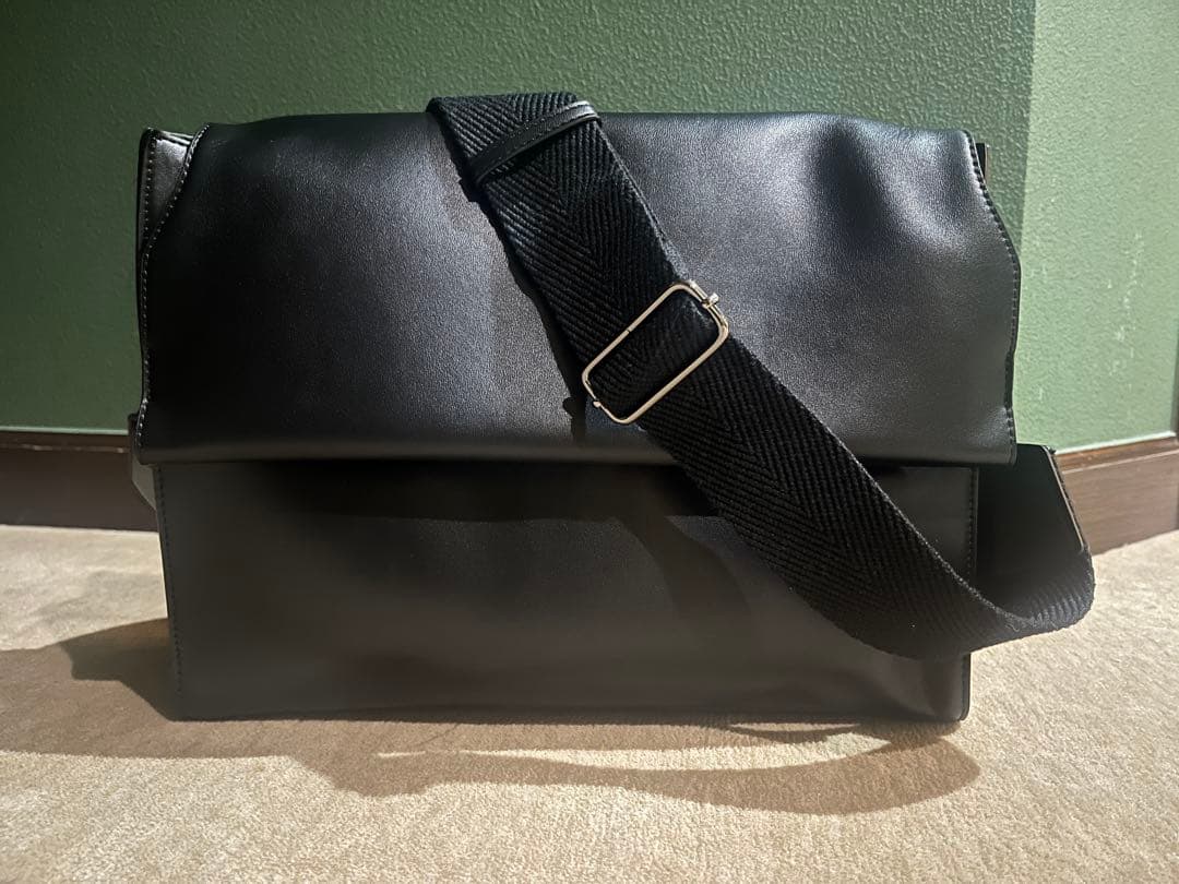 アミティ先生　amity sensei iPad バッグ