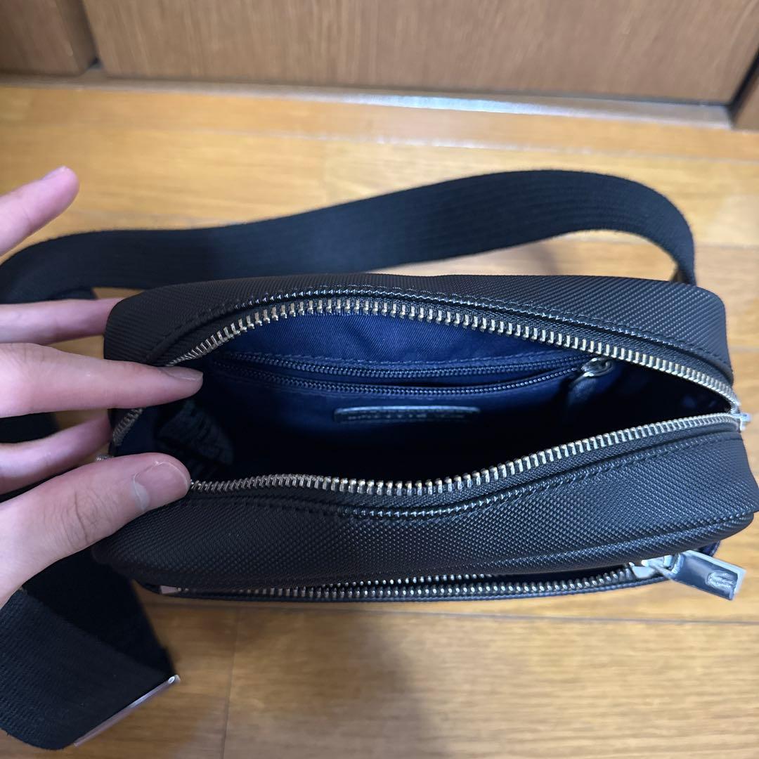 LACOSTE ラコステ　ショルダーバッグ　ブラック