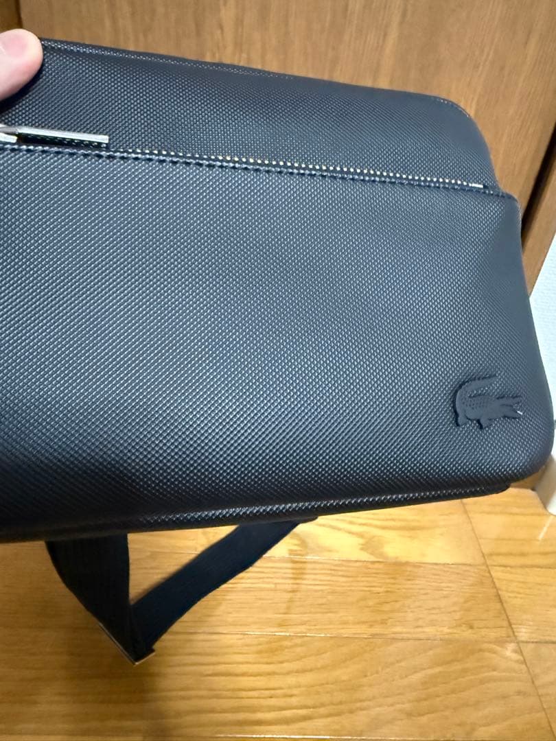 LACOSTE ラコステ　ショルダーバッグ　ブラック