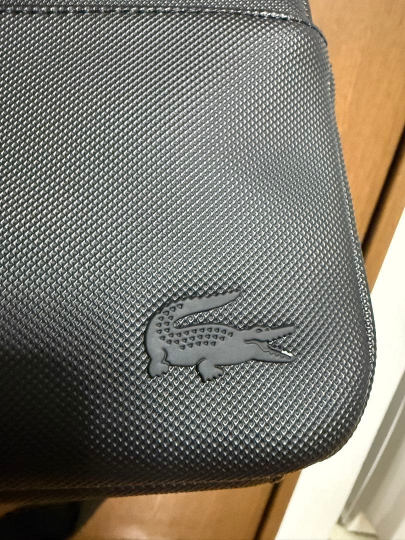 LACOSTE ラコステ　ショルダーバッグ　ブラック