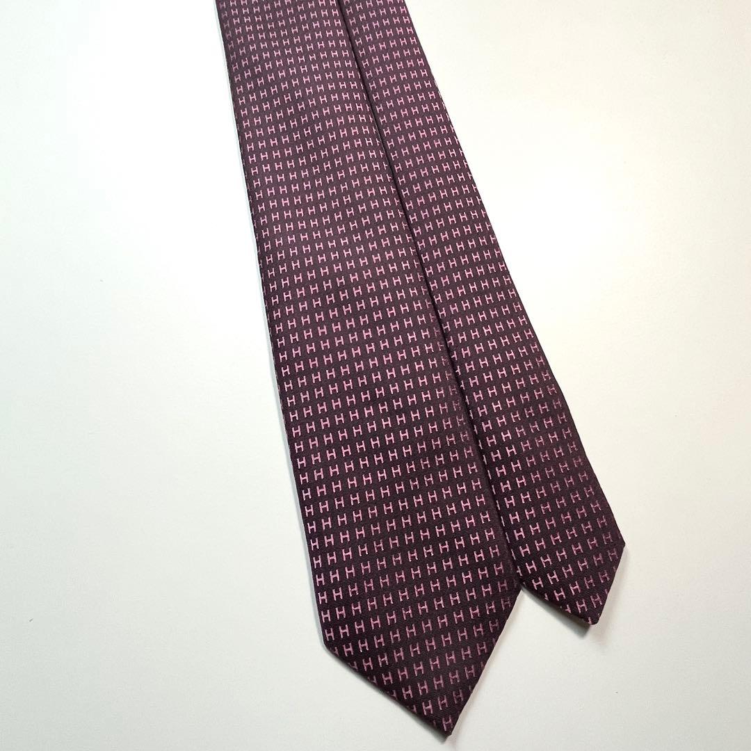 希少色✨美品✨HERMES エルメス　ネクタイ　ファソネH 総柄　高級シルク
