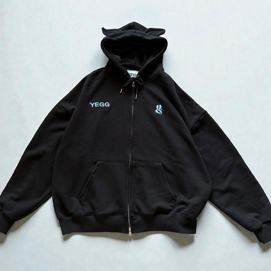 YEGG ジップアップパーカー　フーディ耳付き ブラック 韓国 刺繍ロゴ