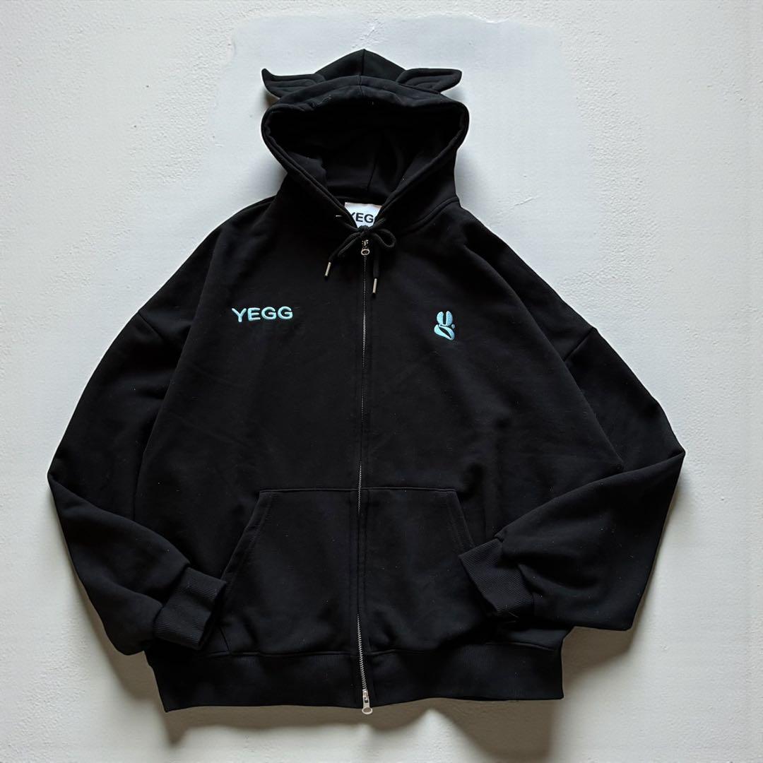 YEGG ジップアップパーカー　フーディ耳付き ブラック 韓国 刺繍ロゴ