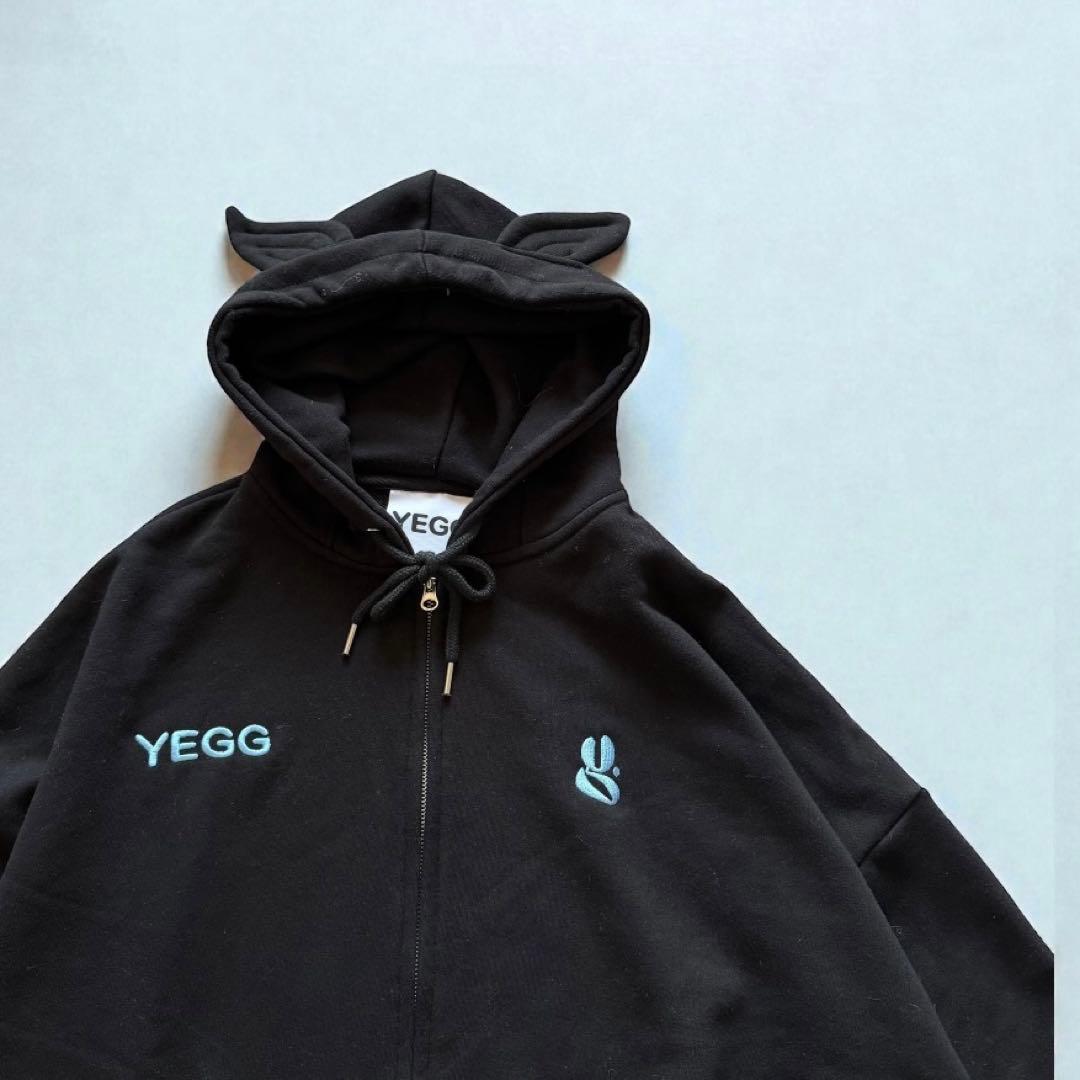 YEGG ジップアップパーカー　フーディ耳付き ブラック 韓国 刺繍ロゴ