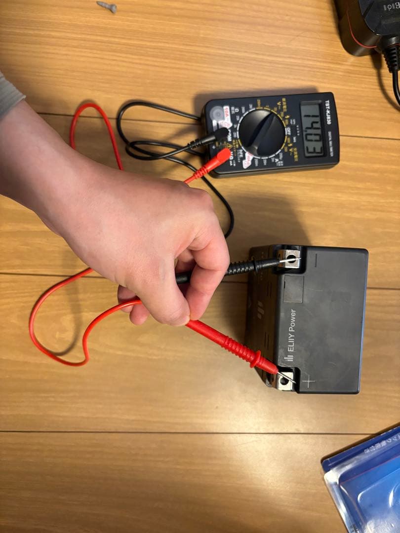 新品同様　エリーパワー　バッテリー　HY110 リチウム　アフリカツイン crf