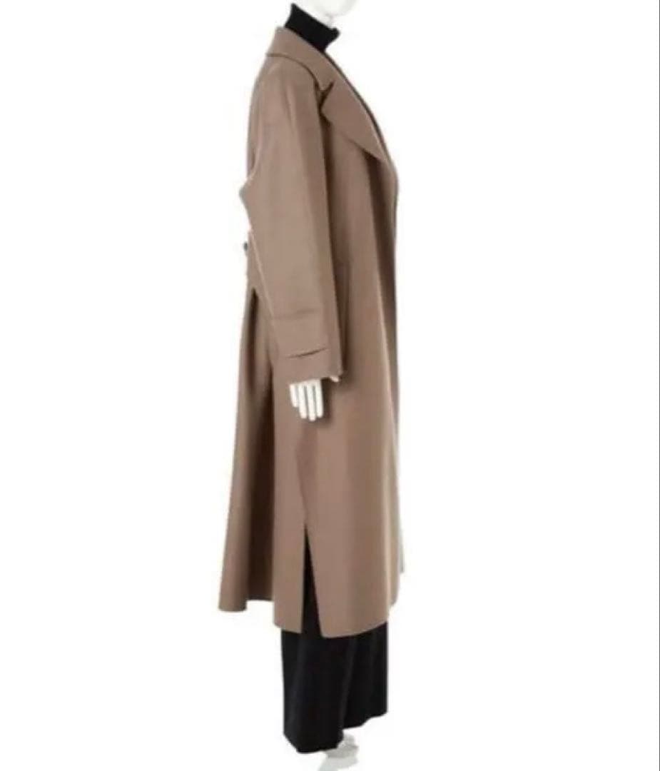 最終SALE 新品同様 定価92,400円 ADORE ライトリバーロングコート