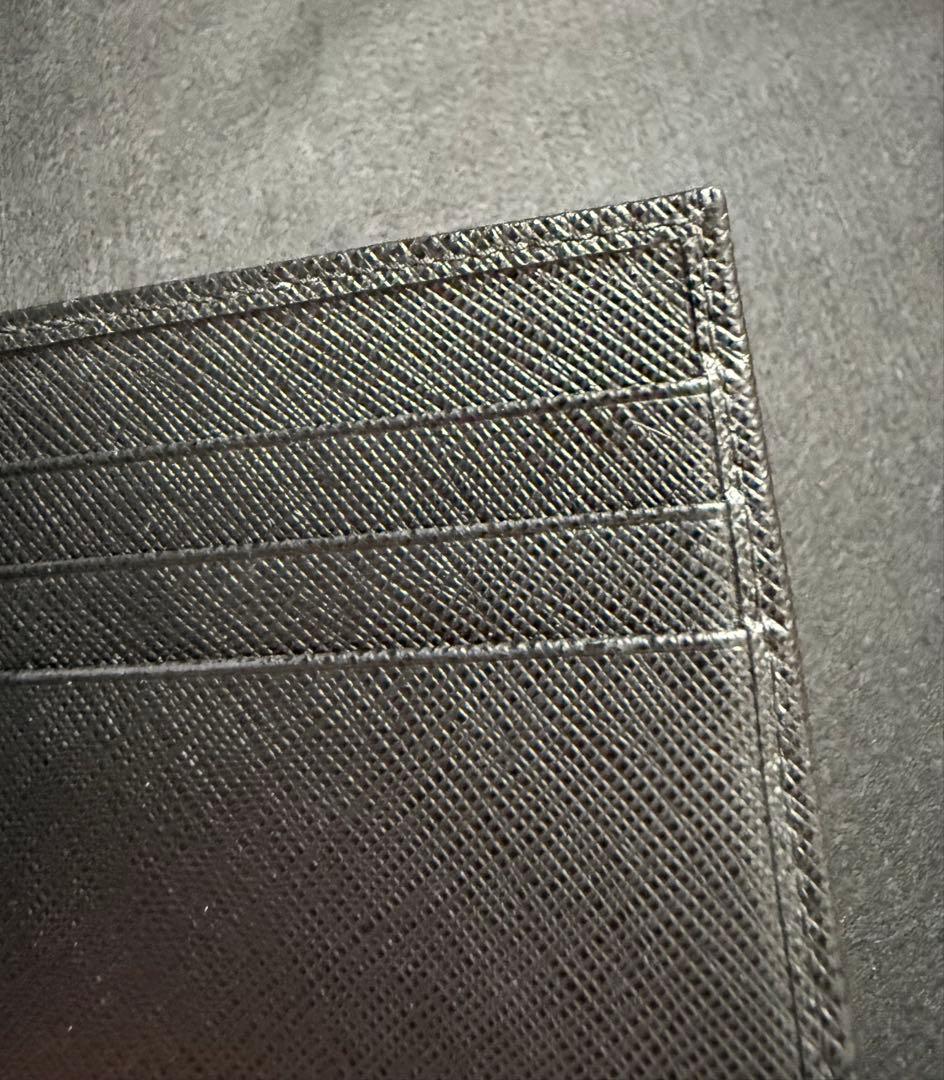 PRADA(プラダ) サフィアーノ マネークリップ 二つ折り財布 ブラック