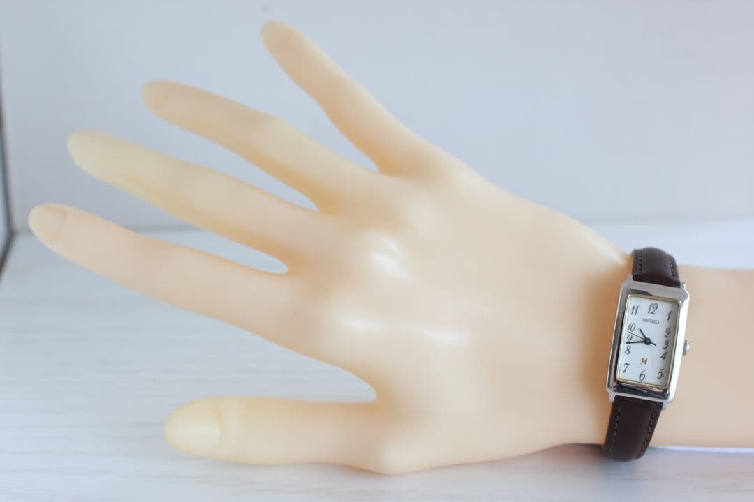 稼働品 セイコー　ノイエ　SEIKO NOIE 腕時計4N21-5250