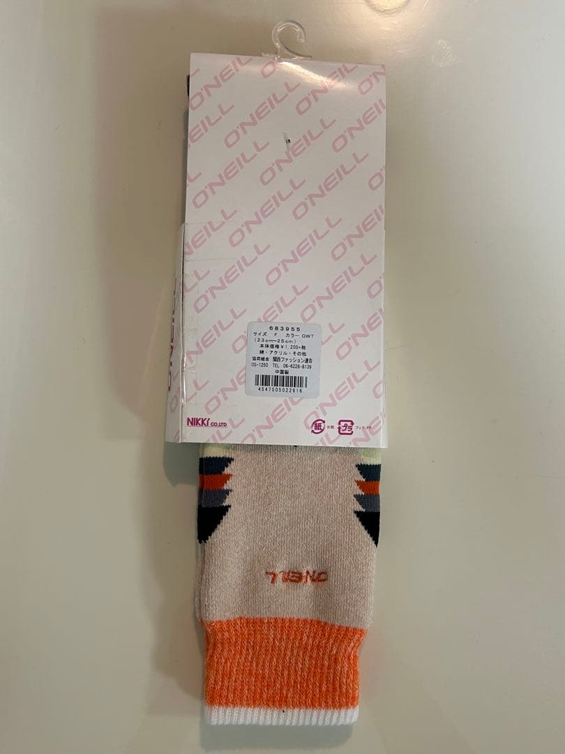 【新品】スノーボードウェアセット（ジャケット、パンツ、靴下）