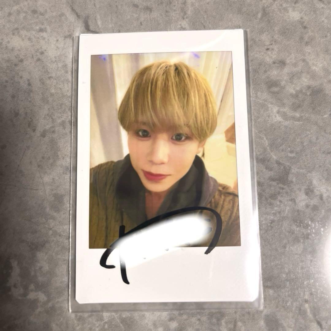 shiorin 現役歌王☆TAKUYA☆サイン入りチェキ&缶バッチ未開封