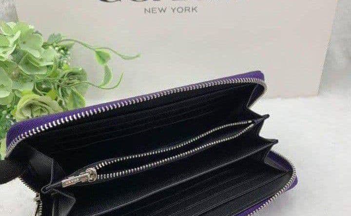 新品未使用コーチ長財布パープルシグネチャーレディースメンズ送料無料即日発送
