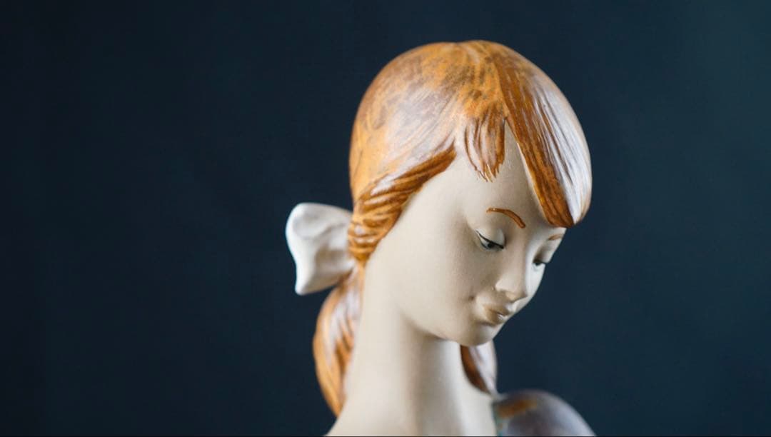 LLADRO 12070 リヤドロ「髪をすく姉妹」