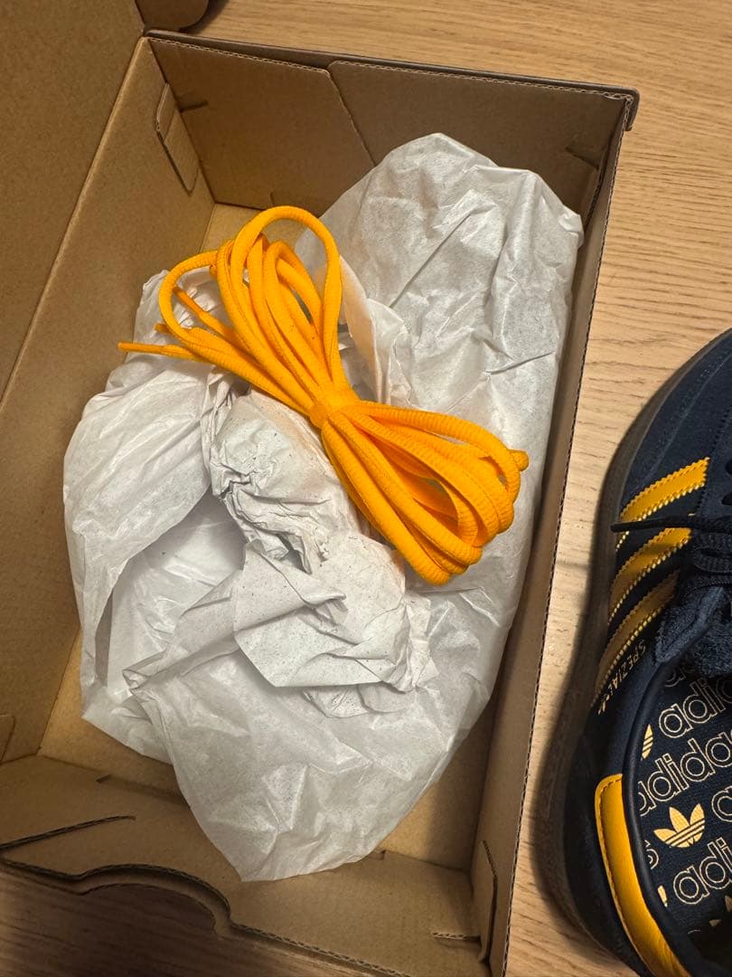 アディダス ハンドボール スペツィアル【SP】　24センチ