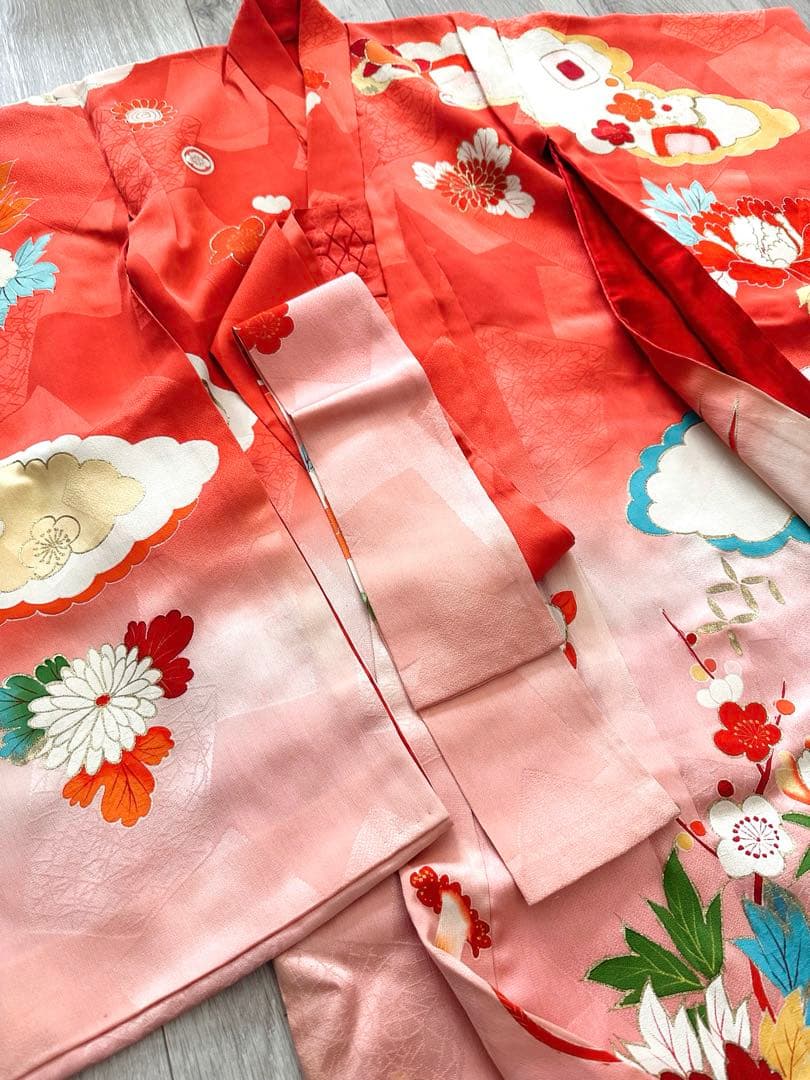 アンティーク 女児 お宮参り 祝い着 赤ピンクぼかし 金彩 金駒刺繍 長襦袢付き