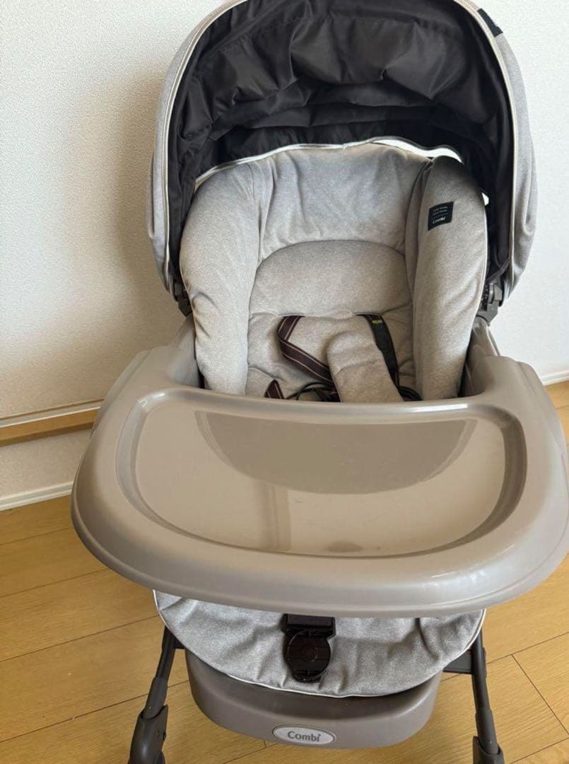 【美品】コンビ ネムリラ AUTO SWING BEDi おやすみドーム EG