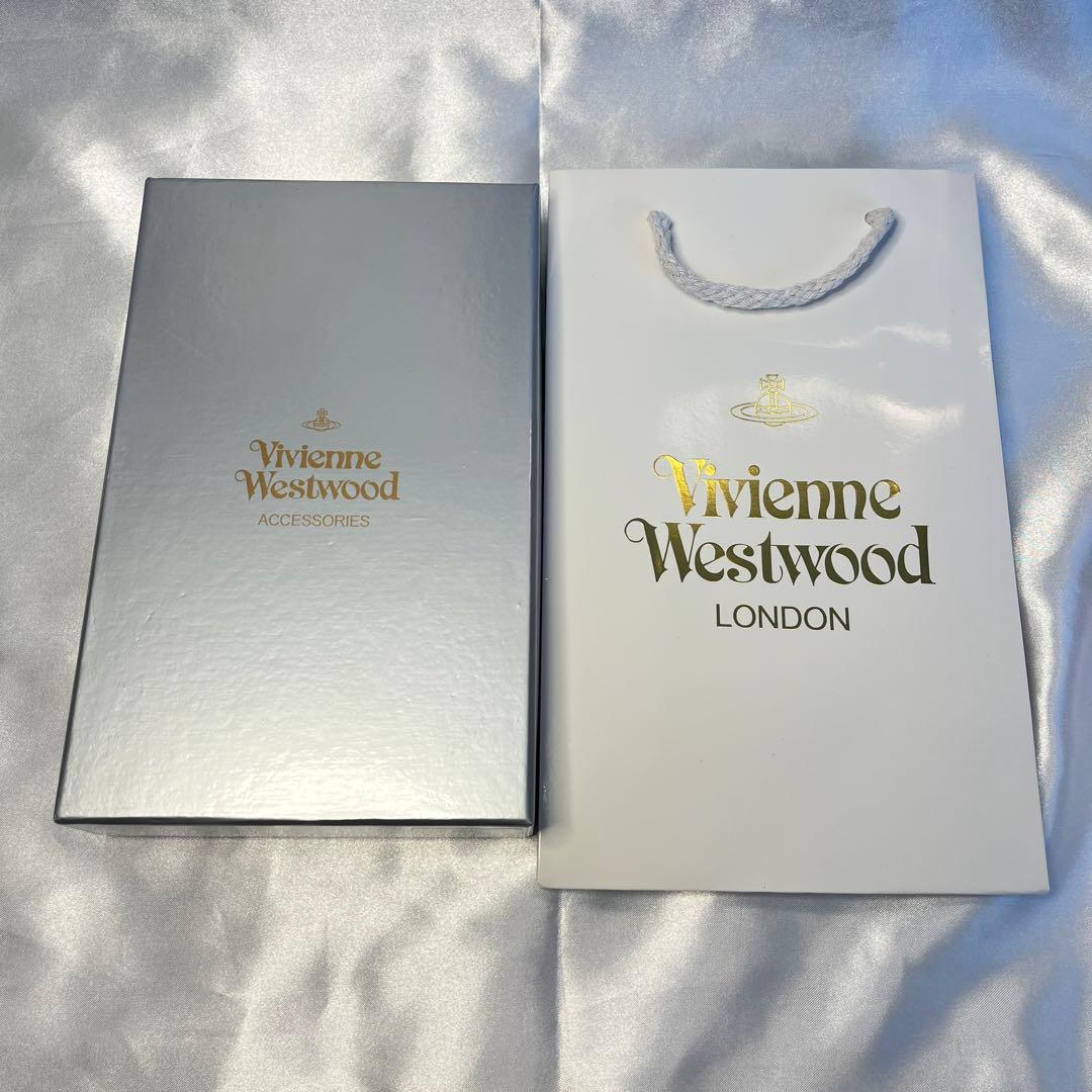 新品 Vivienne Westwood 黒 長財布 金色のオーブ