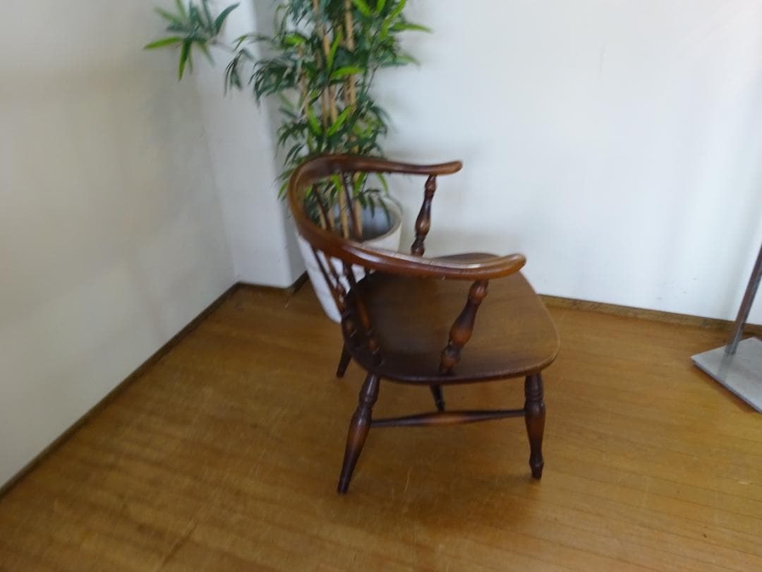 飛騨産業　キツツキ　ヴィンテージ　ウィンザーチェア　スピンドル　ダイニングチェア