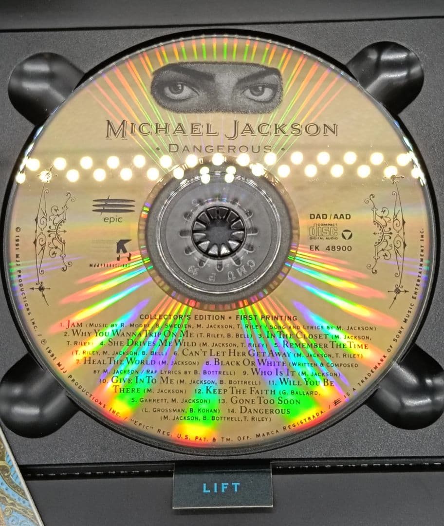 マイケル・ジャクソン \"DANGEROUS\"コレクターエディション 限定生産盤