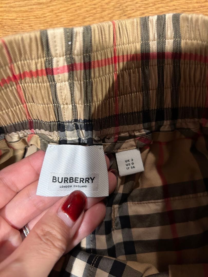 【試着のみ】BURBERRYバーバリー ヴィンテージチェックショートパンツ 34