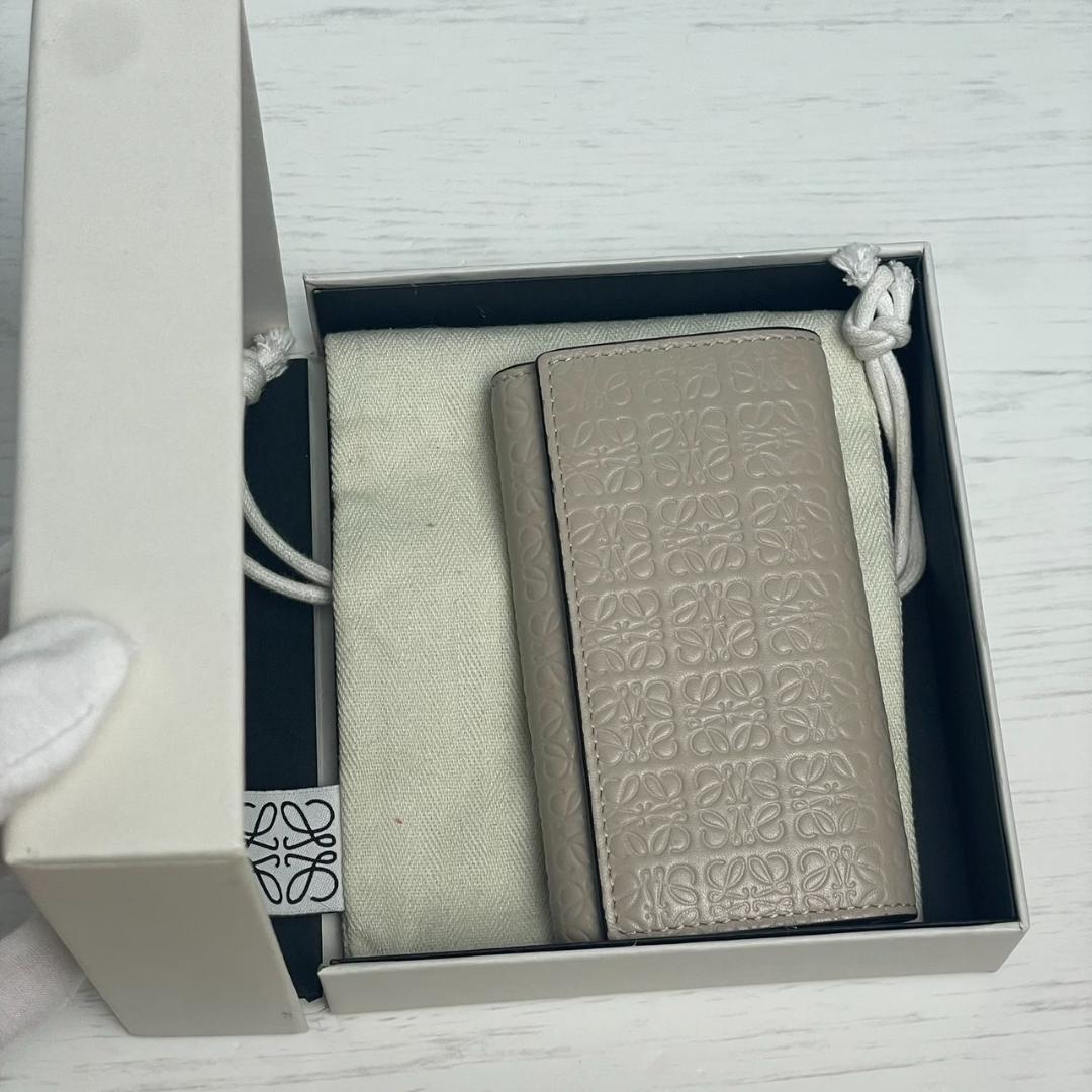 【美品】 LOEWE ロエベ リピートアナグラム 6連キーケース ベージュ