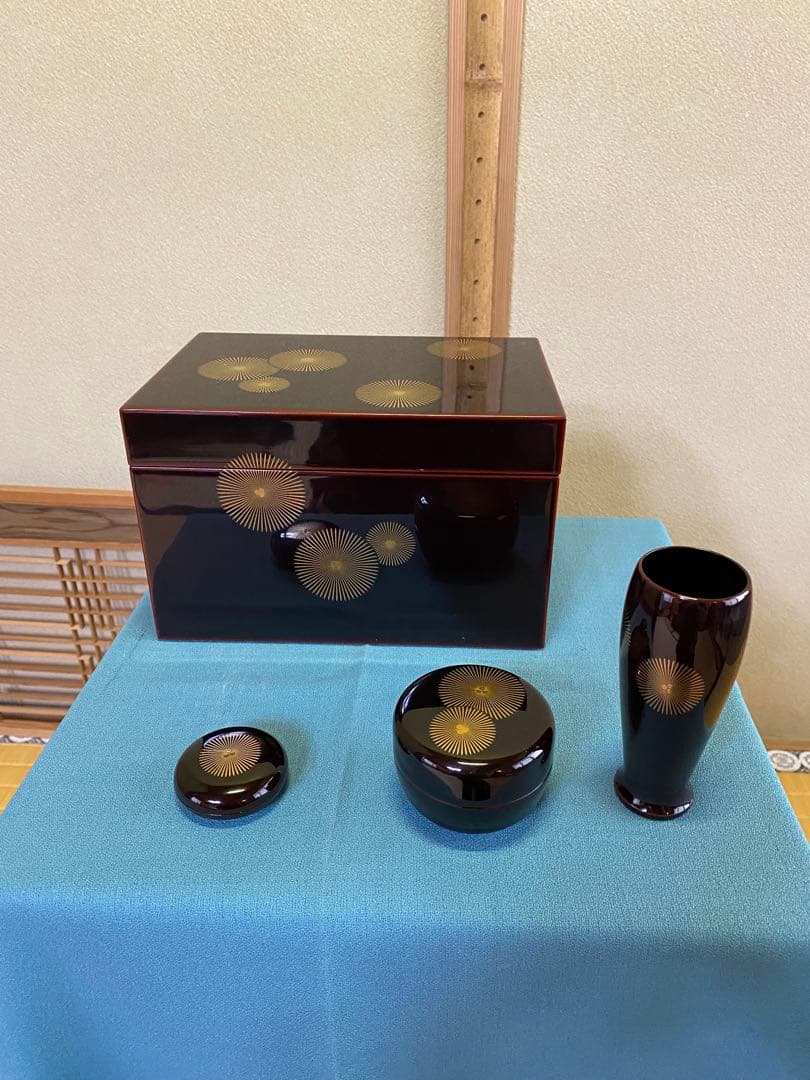 【本日限定】茶道具/茶箱 唐松蒔絵 利休茶箱 溜真塗り 唐松紋 工芸品 美品