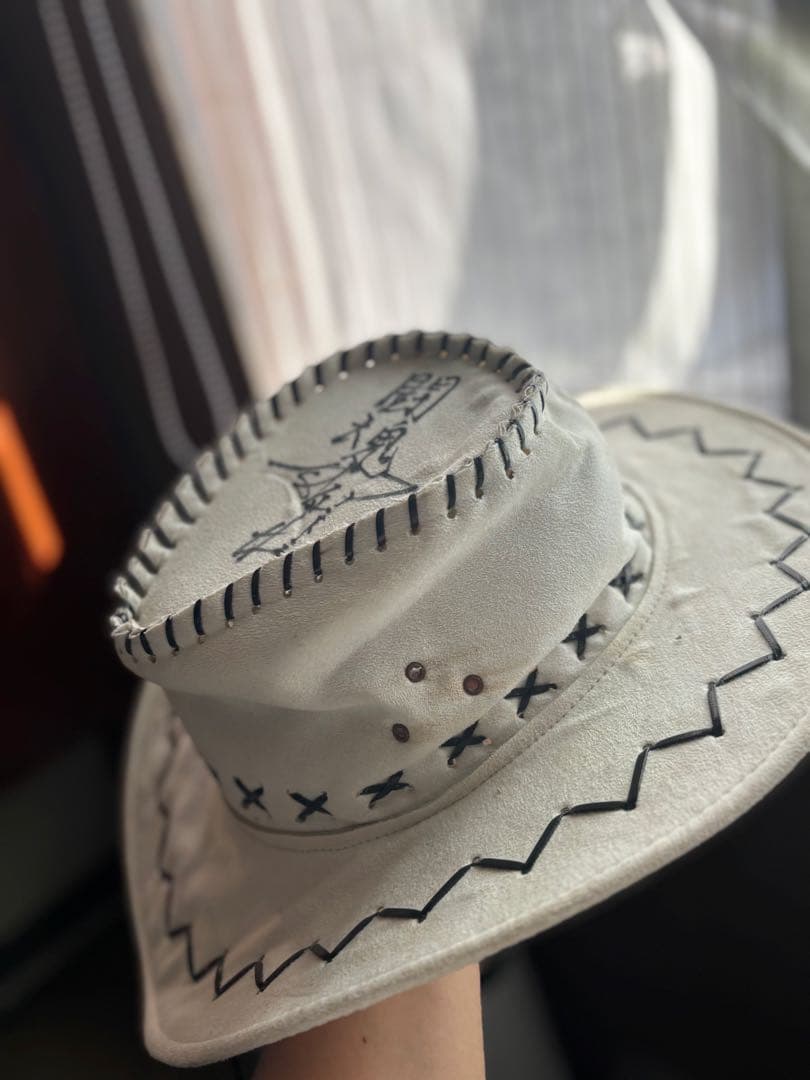 猪木氏の直筆サイン　カウボーイハット