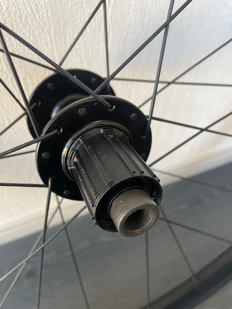 未使用 完成車外し Giant「P-R2」700C ディスクホイール後輪