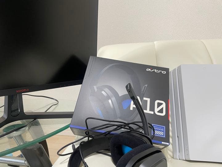PS4プロ/ヘッドフォンA10/KOORUIゲーミングモニタ24インチ