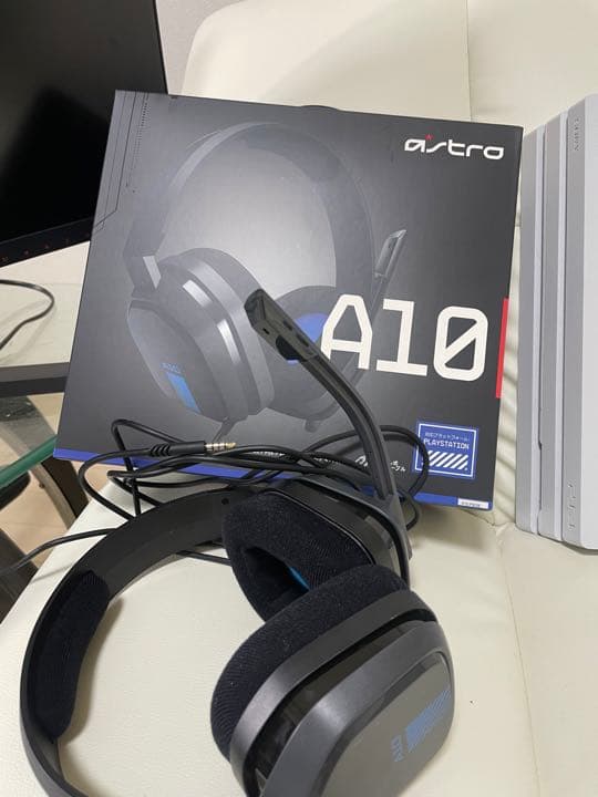 PS4プロ/ヘッドフォンA10/KOORUIゲーミングモニタ24インチ