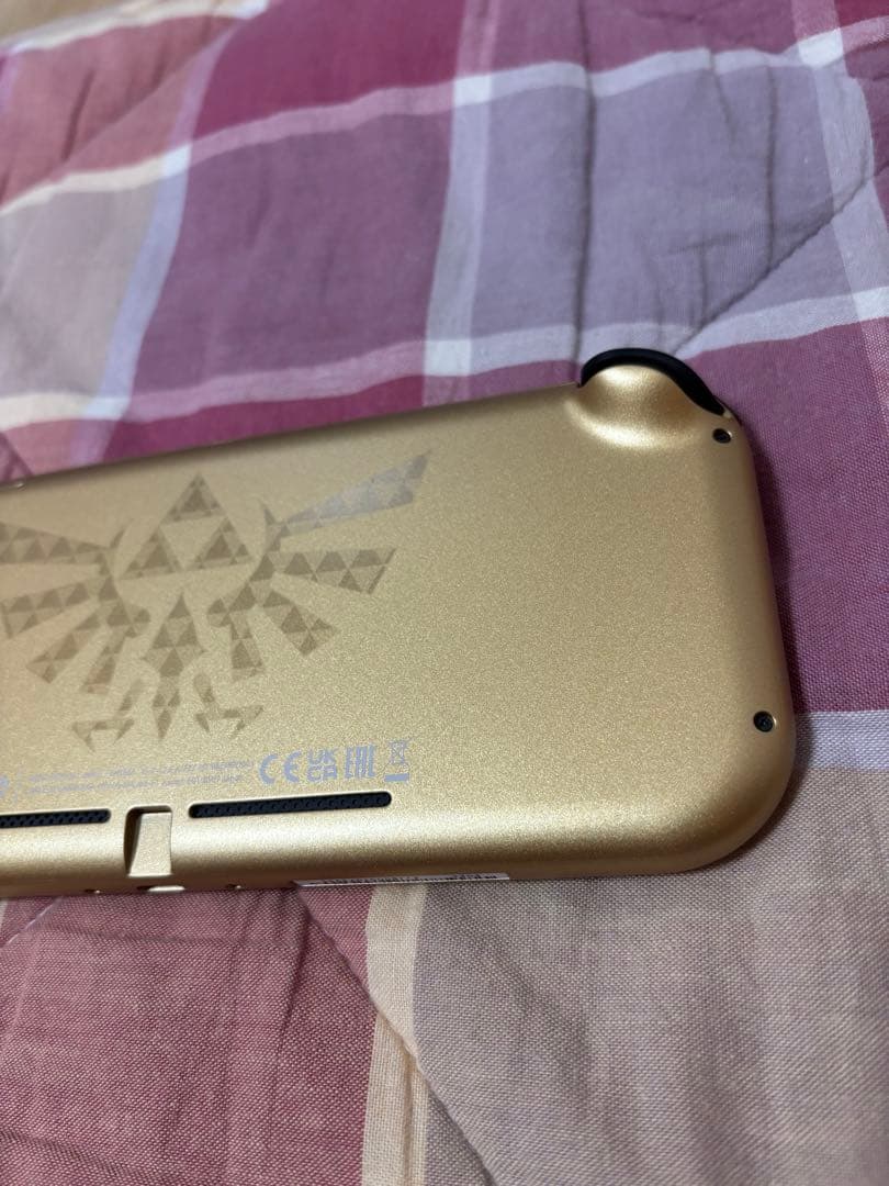 ニンテンドー　Switch スイッチ　ライト　ハイラルエディション