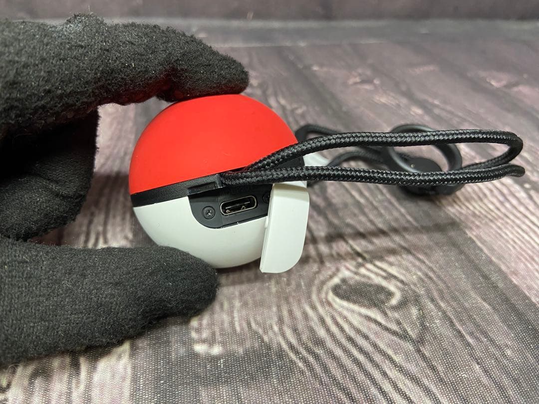 Let's Go! ピカチュウ + モンスターボール Plus ミュウ入り