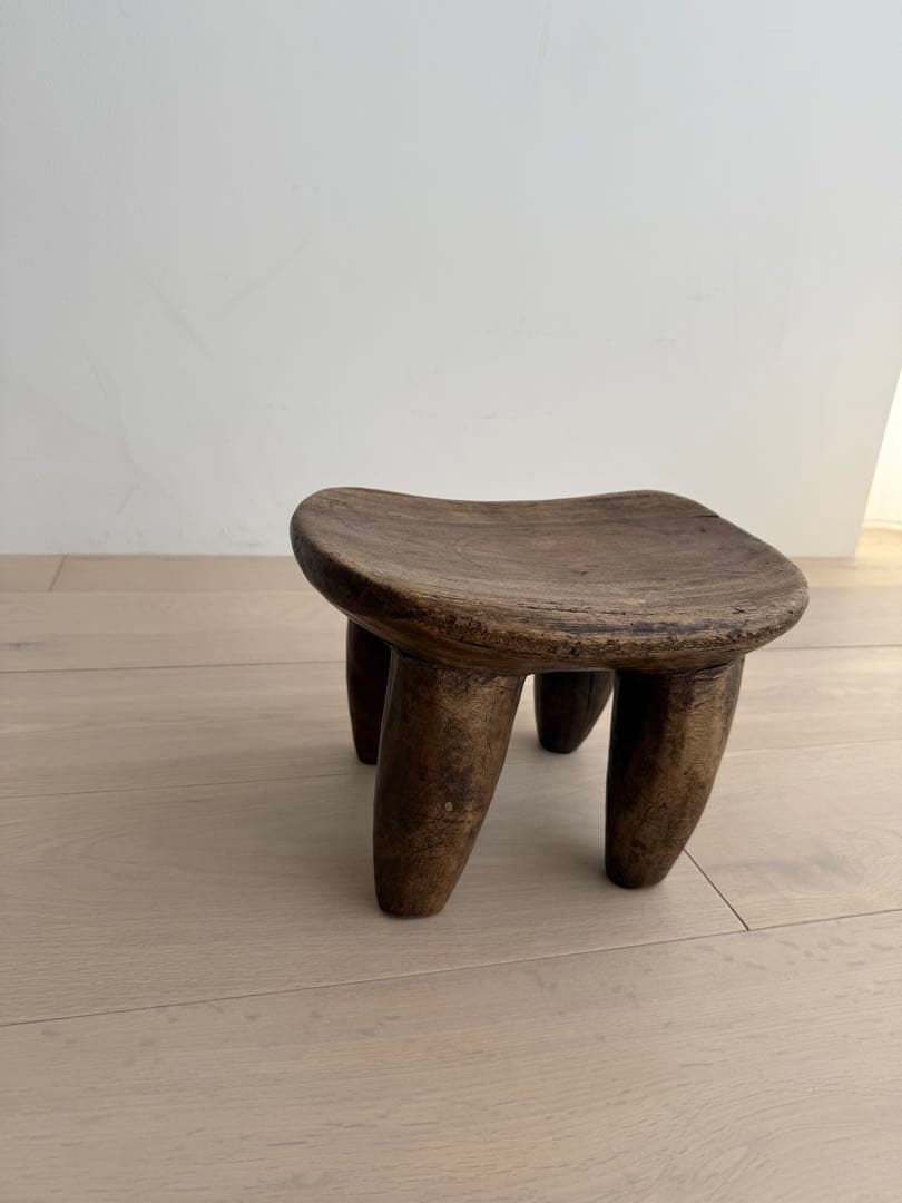 じ*ん様 ライトイヤーズ　アフリカ　スツール　LIGHTYEARS TUTSI