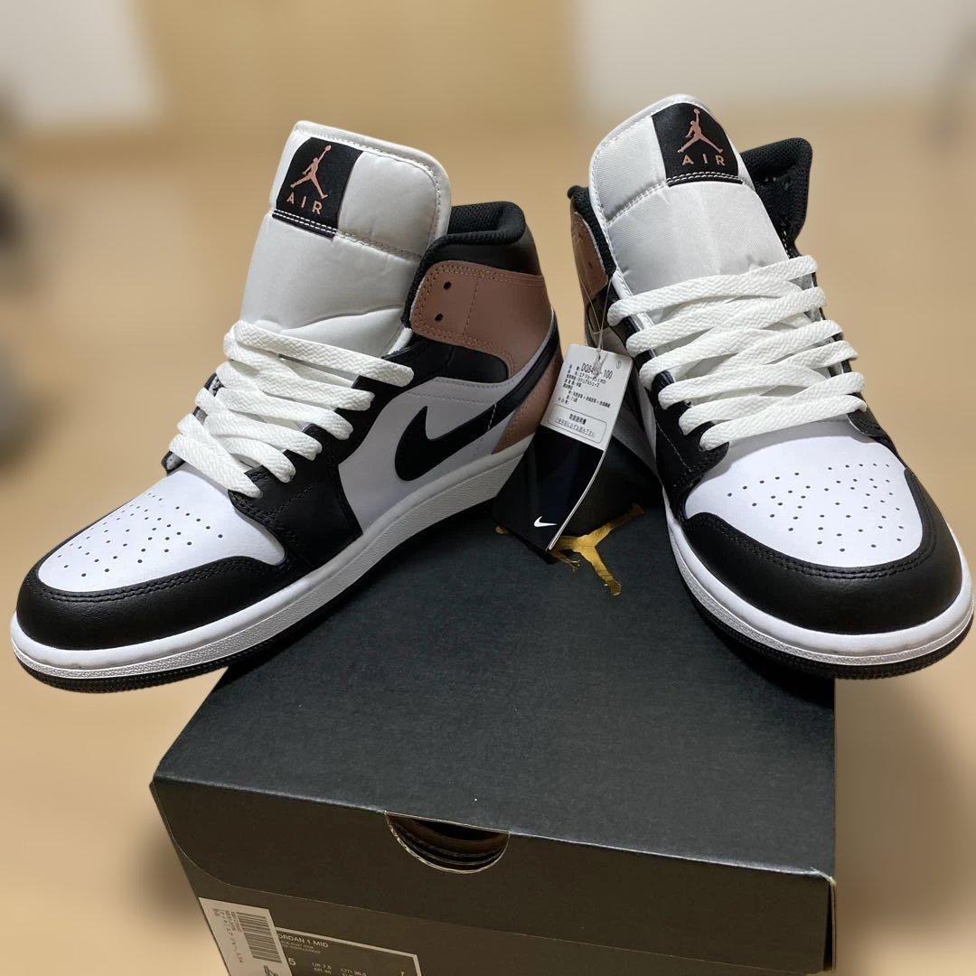 【新品未使用】Nike Air Jordan 1 ブラック/ホワイト/ピンク