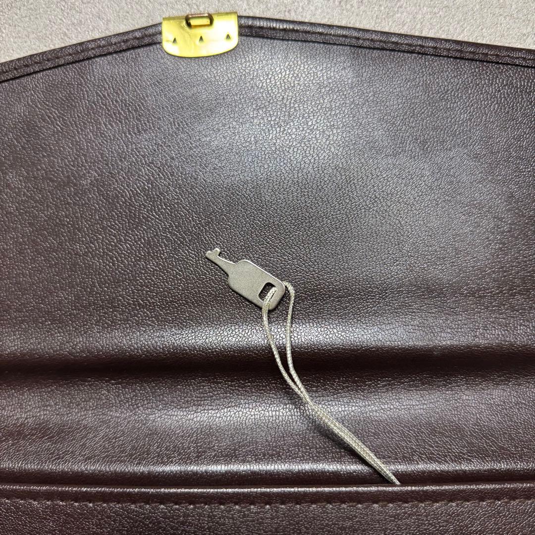 Fendi FFロゴパターン 鍵付き クラッチバッグ