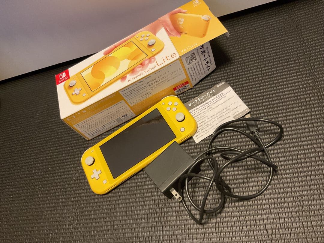 Nintendo Switch Lite イエロー　スプラトゥーン3 セット