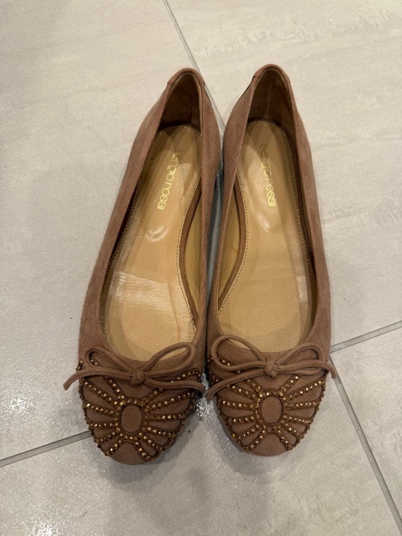 【美品】Sergio Rossi パンプス ラウンドバレリーナ　ベージュ22.5