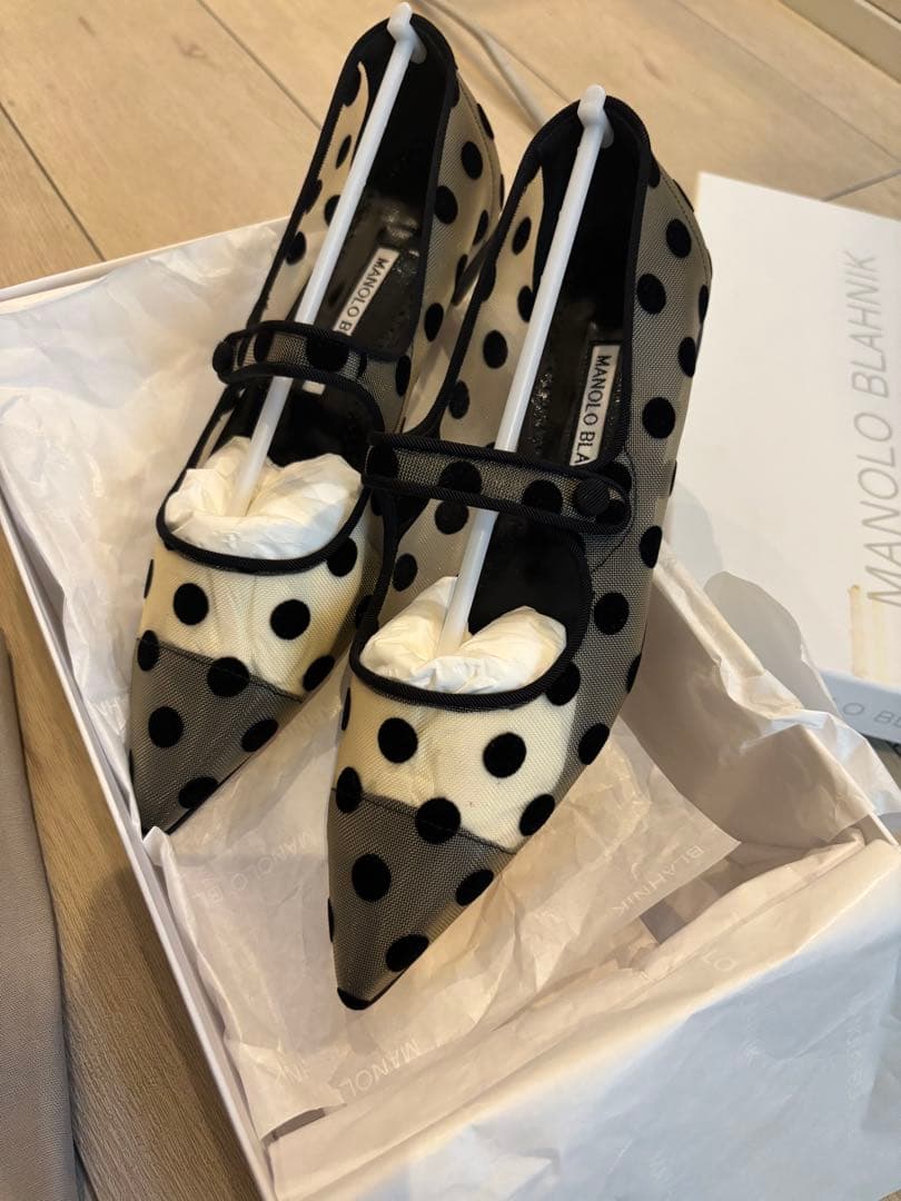 最終価格MANOLO BLAHNIK ♡ドット柄シューズ 36
