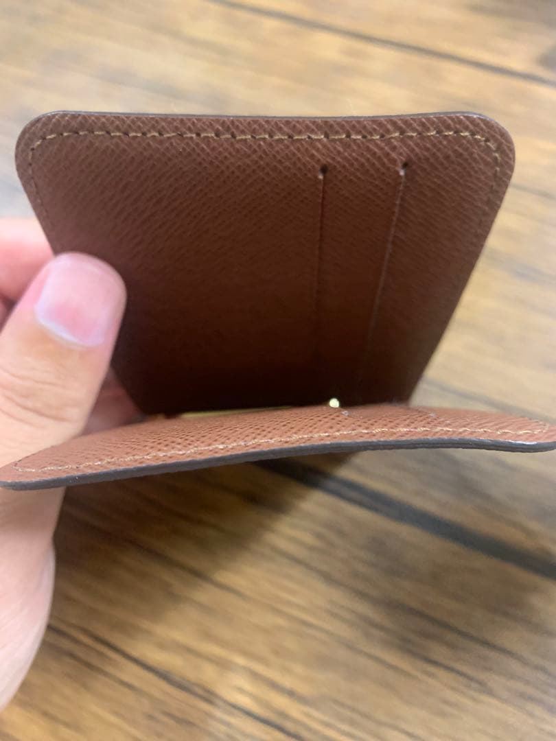 ほぼ新品、未使用　Louis Vuitton モノグラム マネークリップ