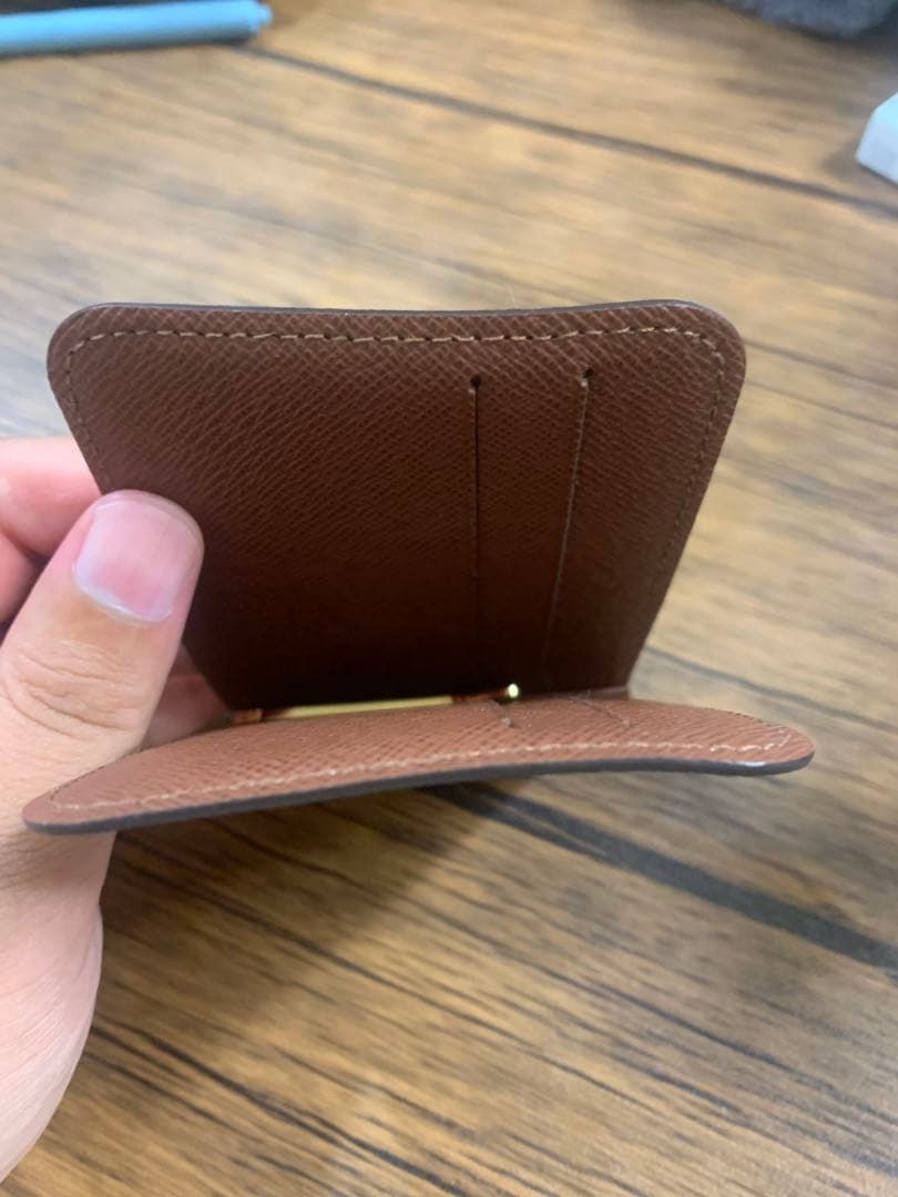 ほぼ新品、未使用　Louis Vuitton モノグラム マネークリップ