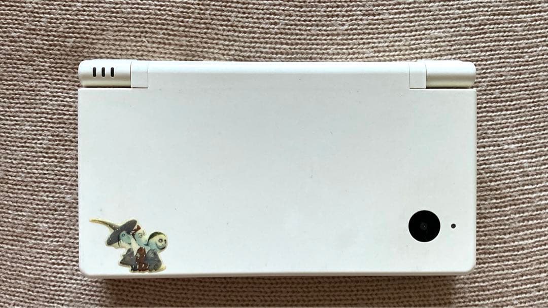 NINTENDO DS 本体＆ソフト４本セット❗️