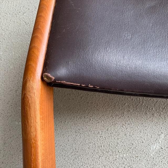 デンマークd-scanのヴィンテージチークフレームダイニングチェア