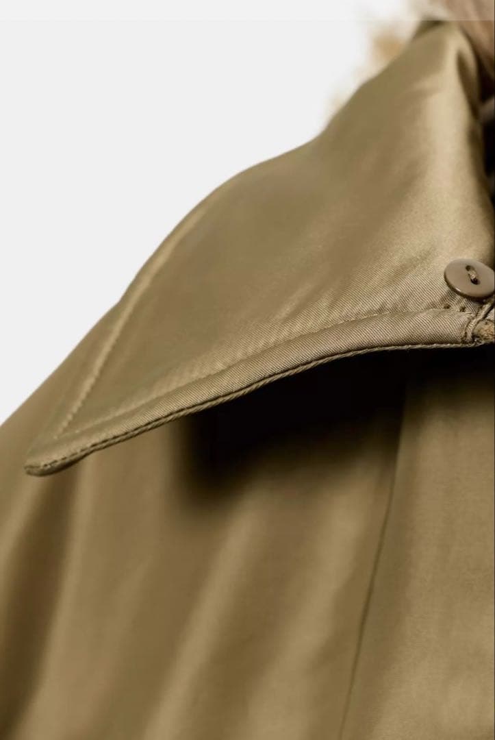 ZARA ザラ　フェイクファー襟ボンバージャケット