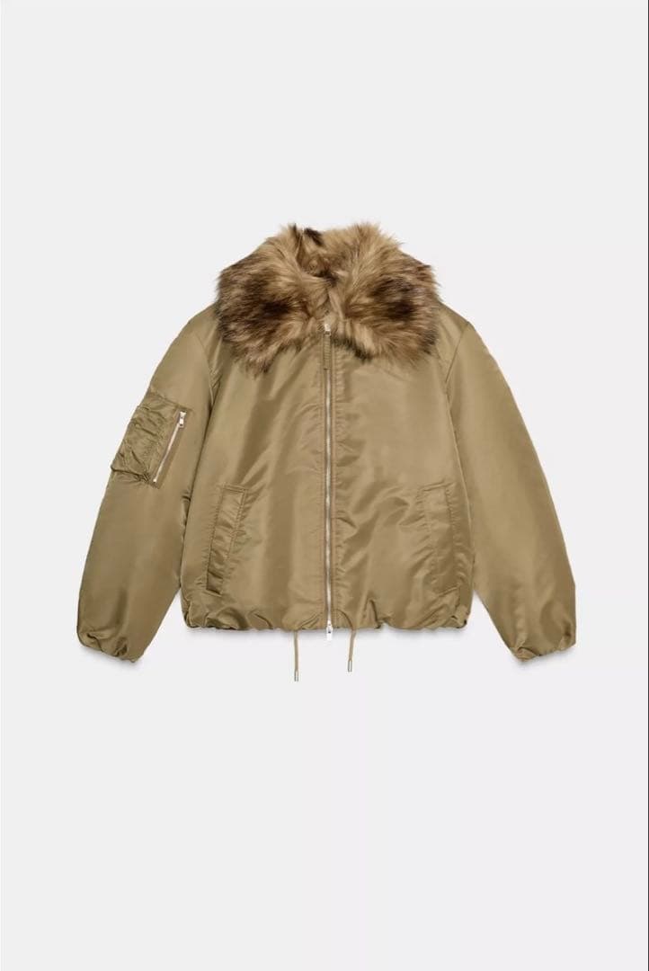 ZARA ザラ　フェイクファー襟ボンバージャケット